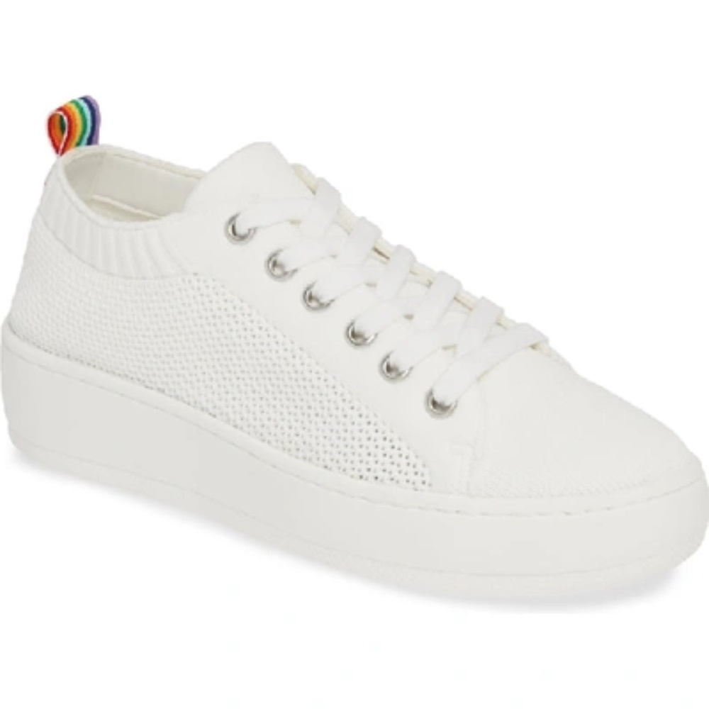 ISO Steve Madden Bardo Platform Sneakers